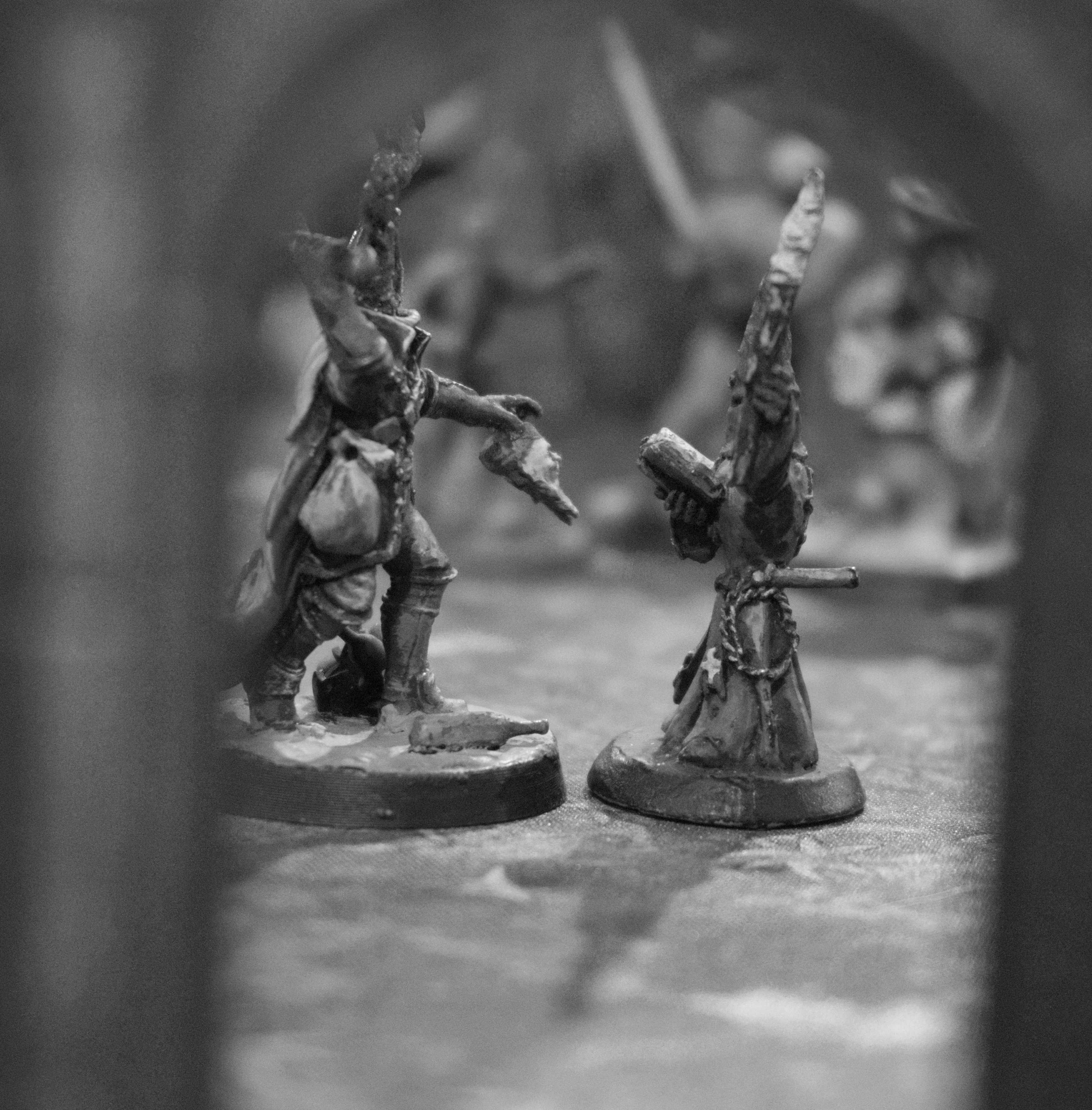 Chorister battles a Vinepriest through a chapel window